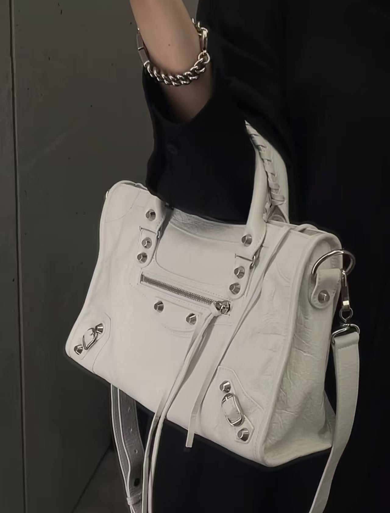Women's Motorcycle Cool Hot Retro Rivet Oil Women's Handbag