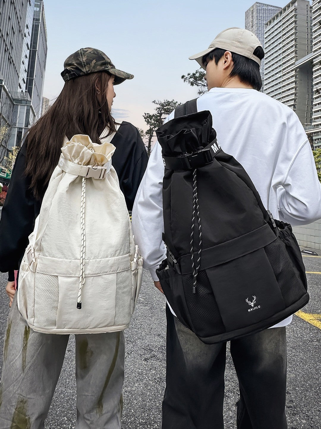 Simple Drawstring Large Capacity Fitness Badminton Leisure Backpack