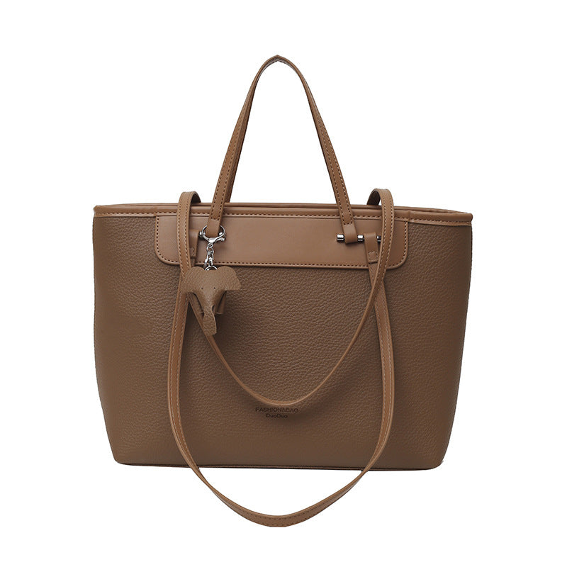Portable Retro Fashionable Large Capacity Underarm Bags