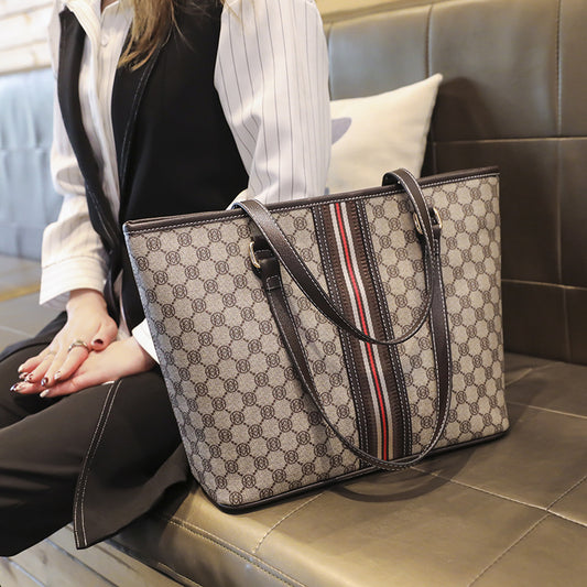 Beautiful Women's Commuter Large Capacity Underarm Tote Bag
