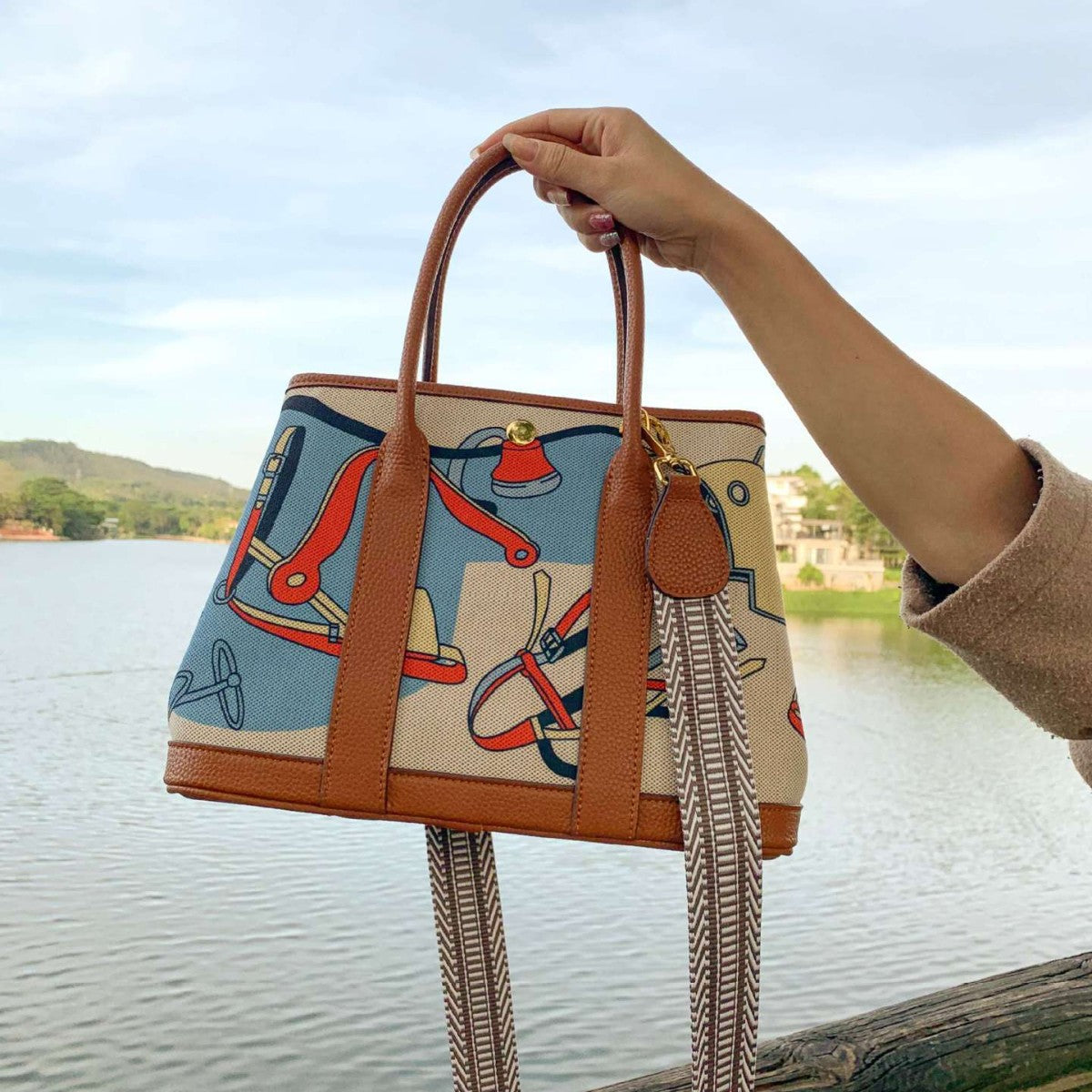 Women's Canvas Classic Painted Iti Large Capacity Women's Messenger Bag