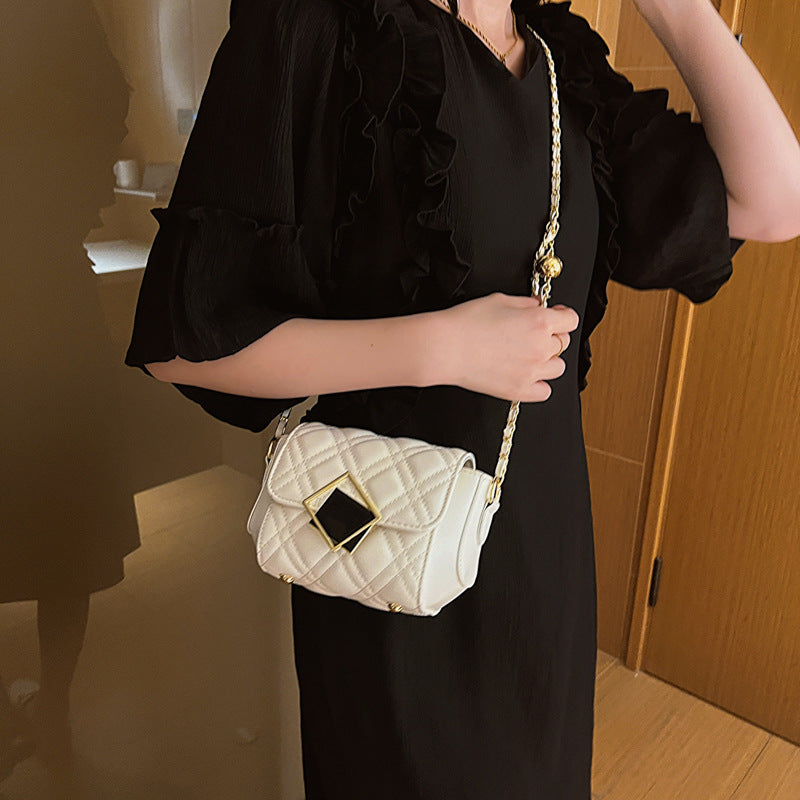 Women's Rhombic Chain Summer Fashion Trendy White Women's Shoulder Bag