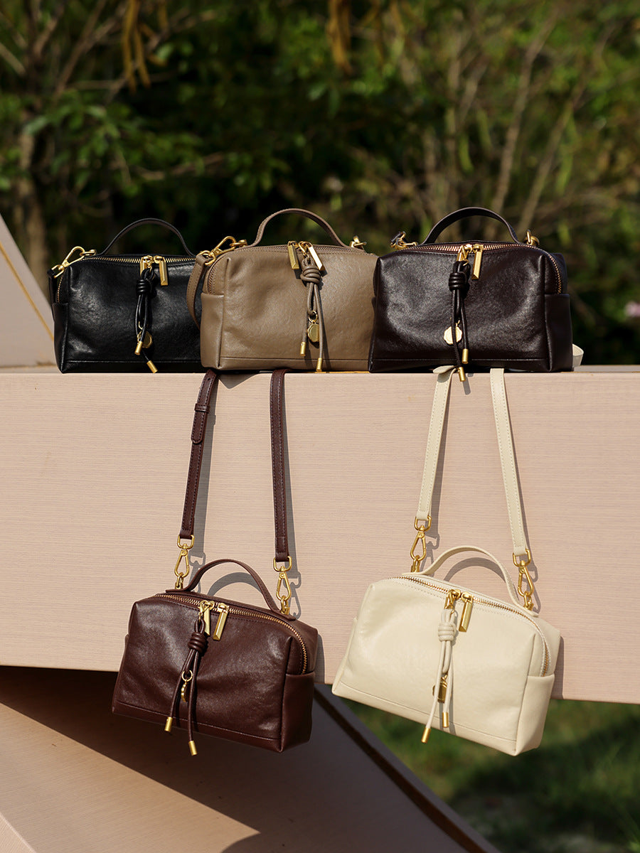 Women's Vegetable Tanning Leather Portable High-grade Simple Women's Messenger Bag
