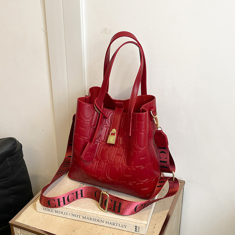 Women's Personalized Design Solid Color Hollow Popular Bucket Bag