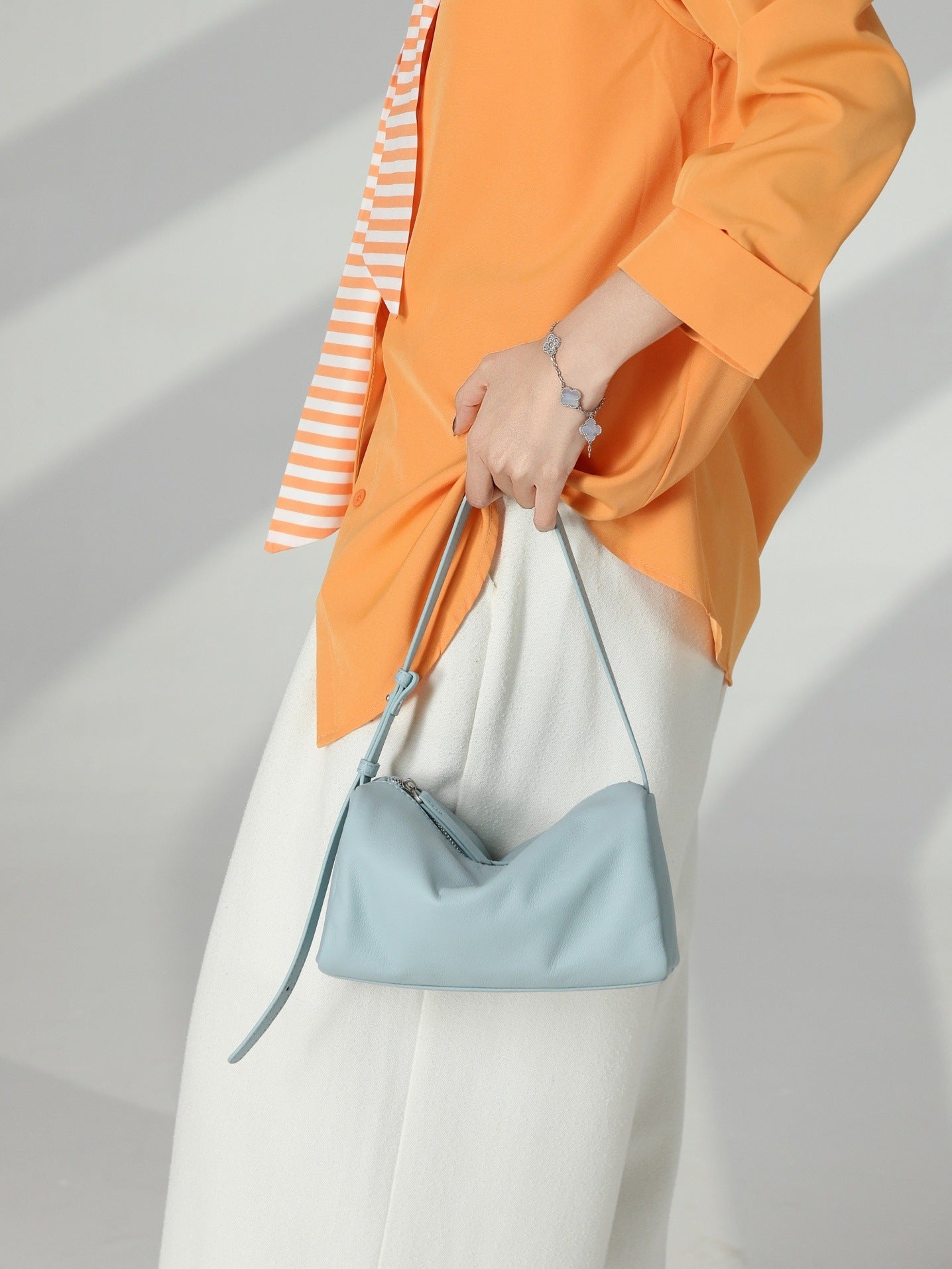 Minimalist Solid Color Korean Style High Sense Niche Leather Cylinder Underarm Bag