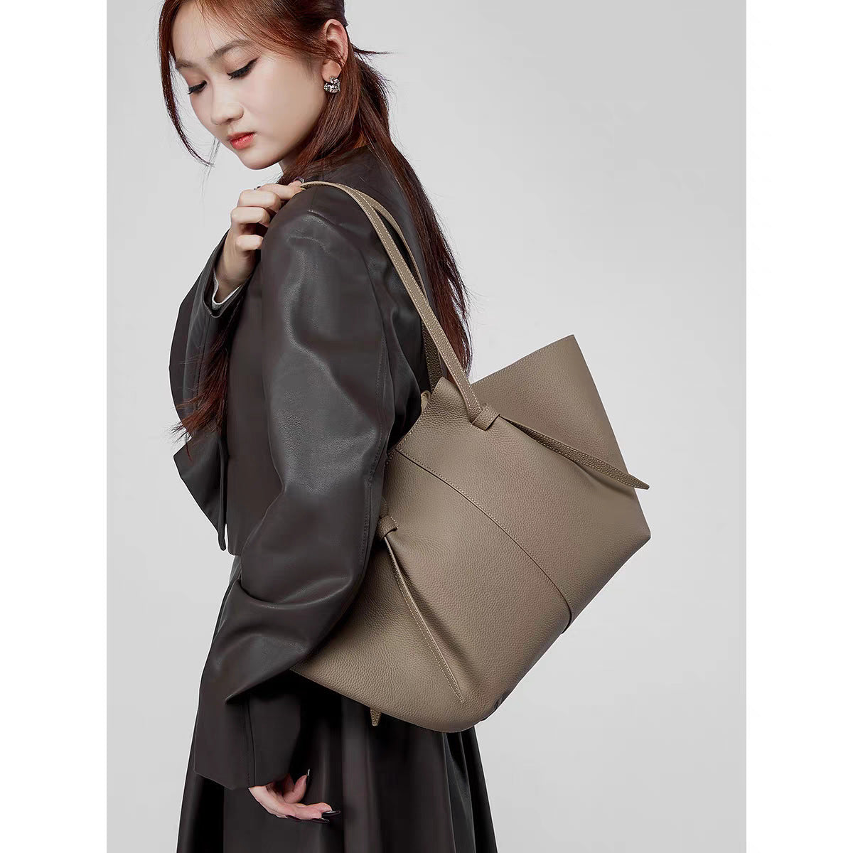 Women's Big Trendy Easy Matching Portable Wings Style Bags