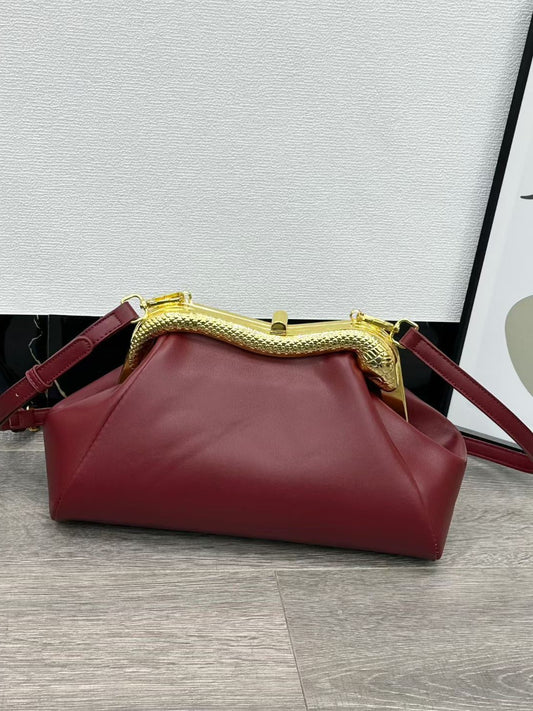 Women's Snake-shaped Clip Exquisite Retro Cloud Underarm Bag