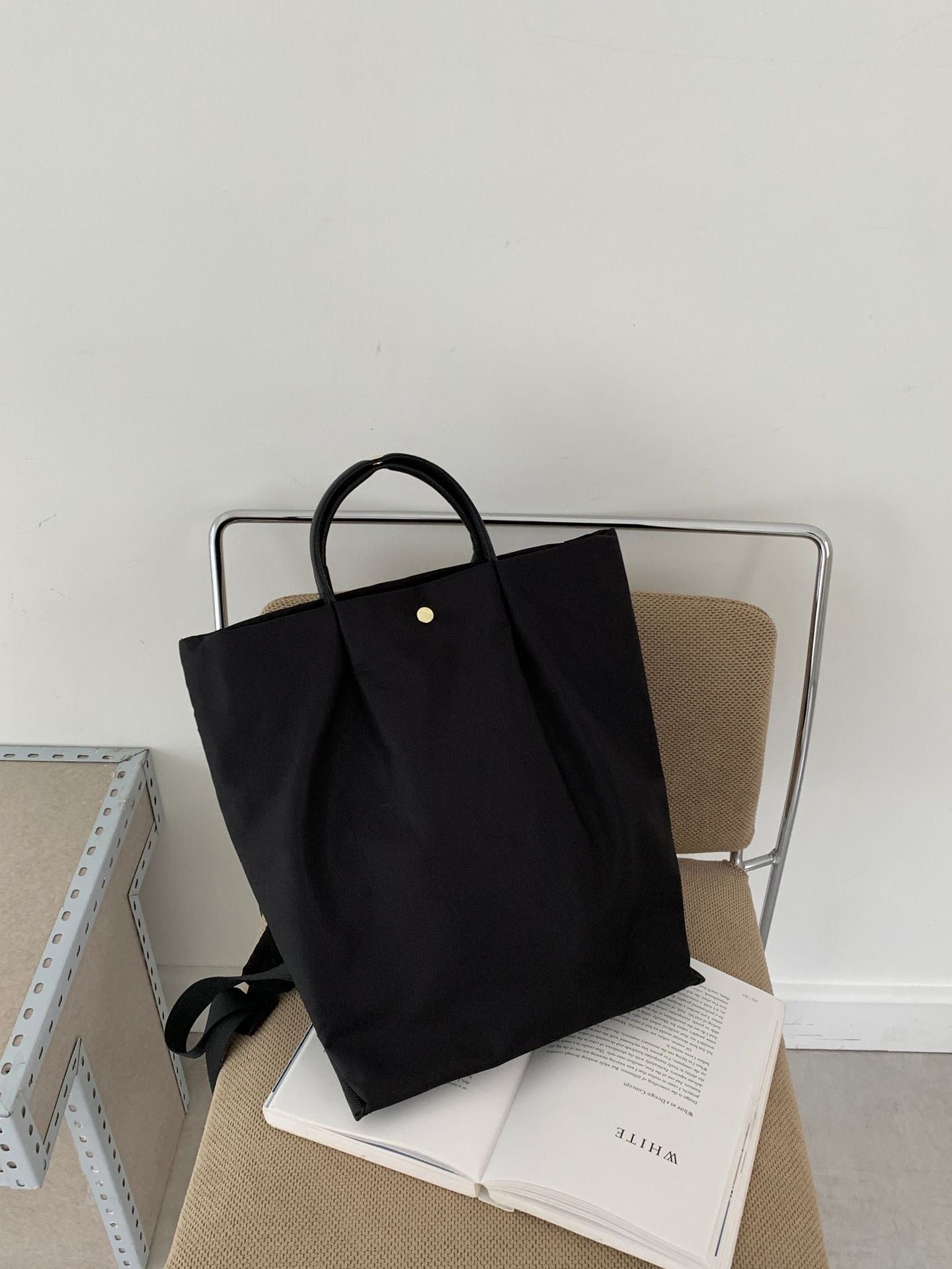 Style Simple Lightweight Commuter Large Capacity Waterproof Women's Backpack