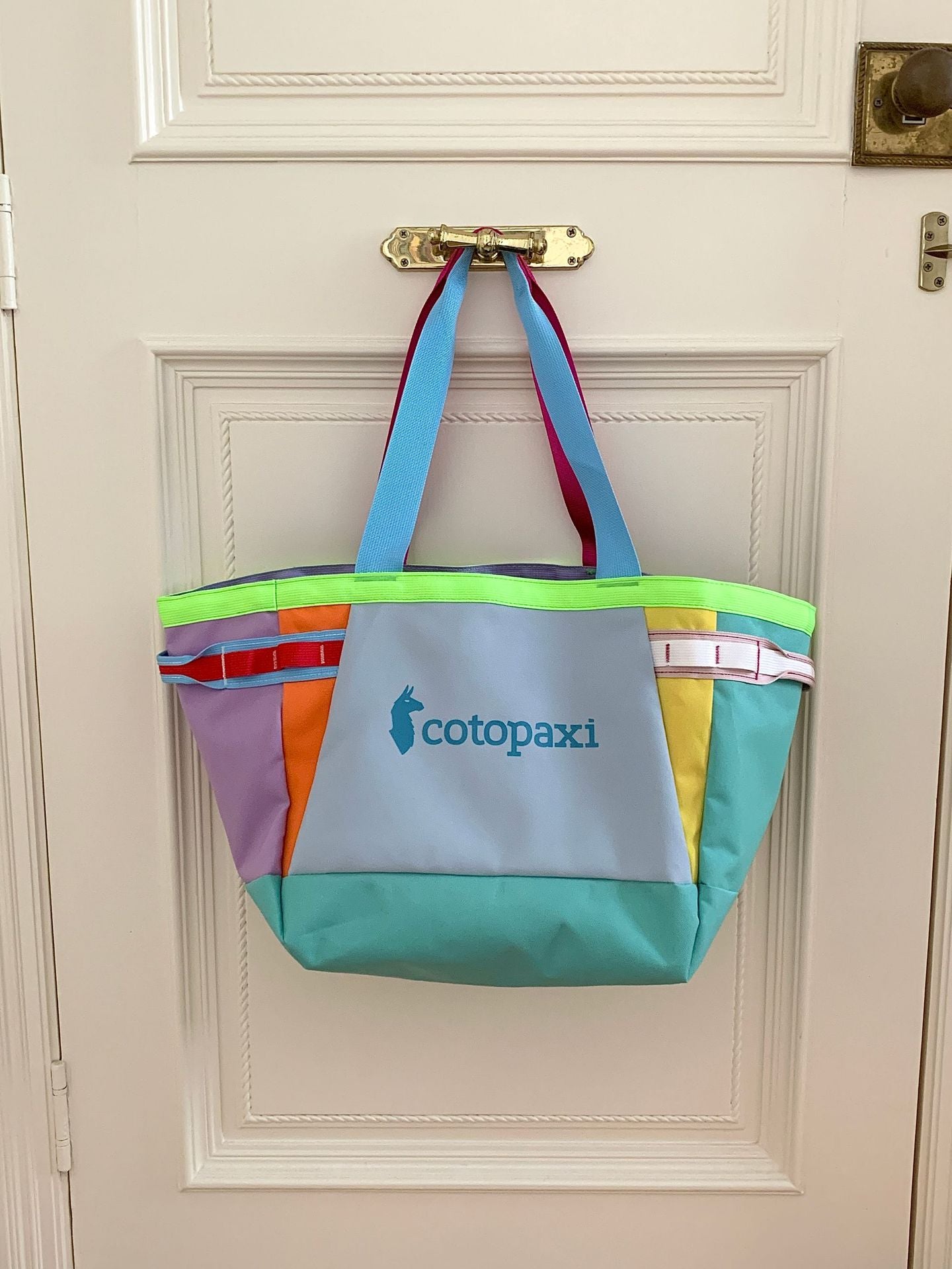 Graceful Colorful Alpaca Female Dopamine Storage Tote Bag