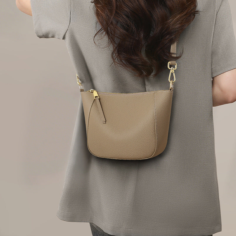Women's Leather Packet First Layer Cowhide Dumpling Phone Bags