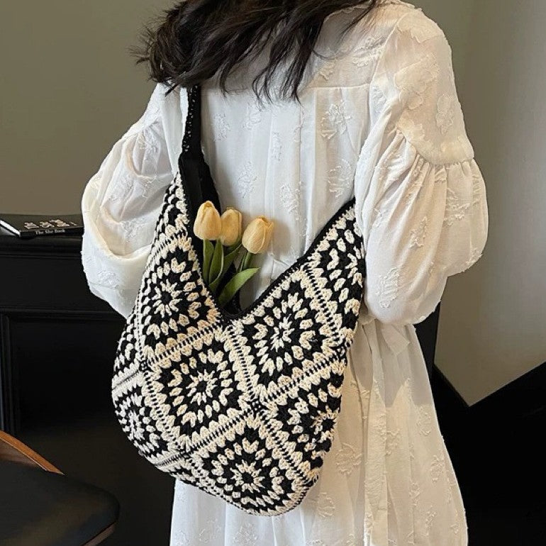 Women's Hand-woven Straw Woven Large Capacity Totes Vacation Women's Shoulder Bag
