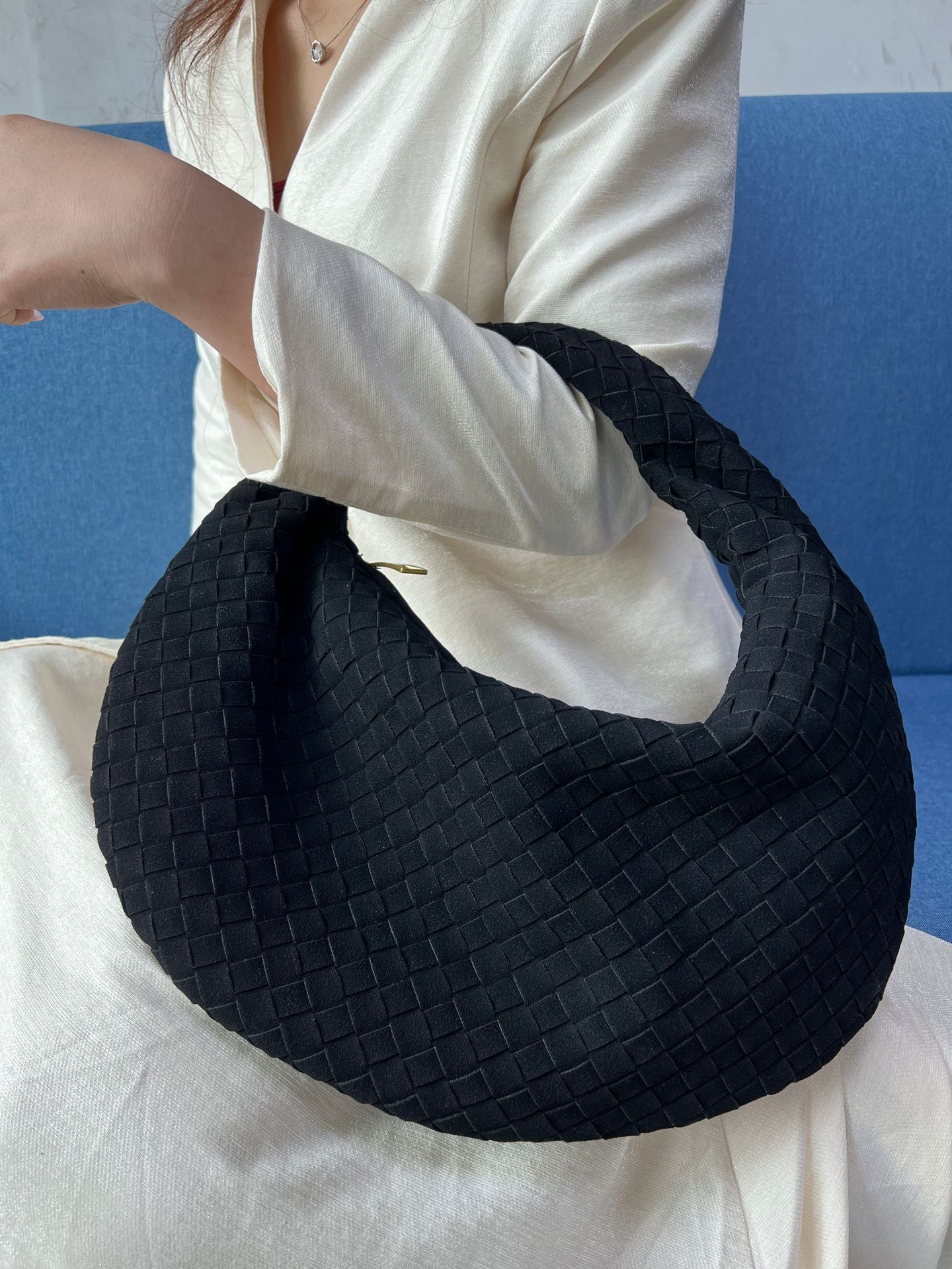 Large Frosted Woven Handmade Underarm Commute Shoulder Bags