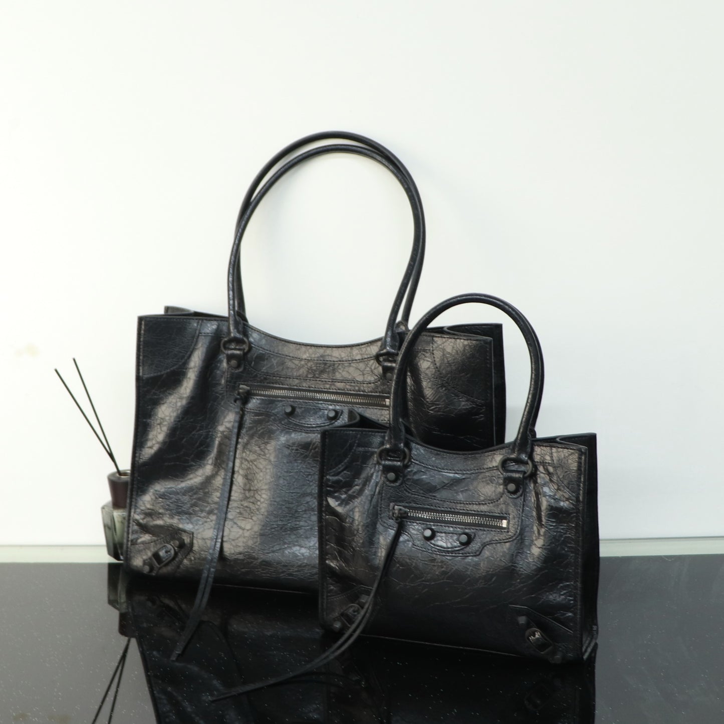 Spring Wear Rivet Motorcycle Large Capacity First Tote Bag