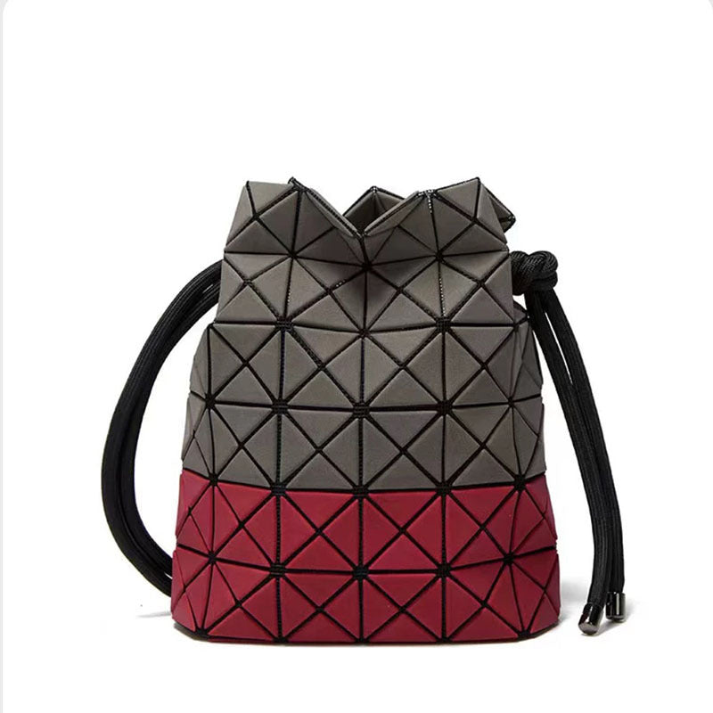 Women's House Drawstring Geometric Cutting Piece Type Large Bucket Bag