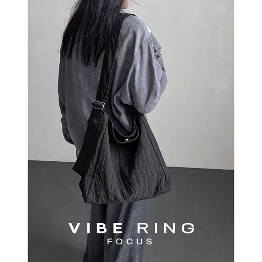 Loose Life Simple Comfortable Leisure Cloth Tote Bag