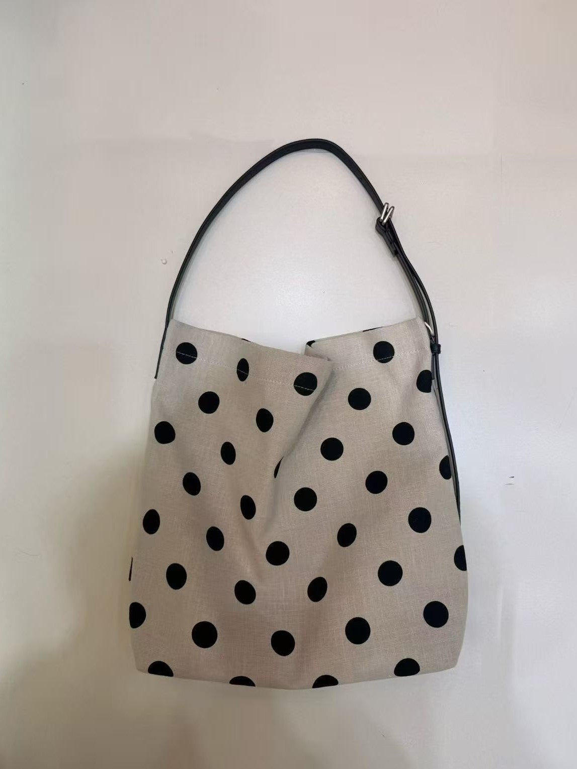 Classic Trendy Versatile Cloth Design Dot Women's Shoulder Bag