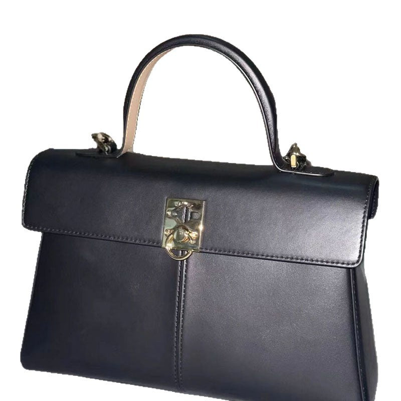 Comfortable Classic Designer Model Commuter Large Women's Shoulder Bag