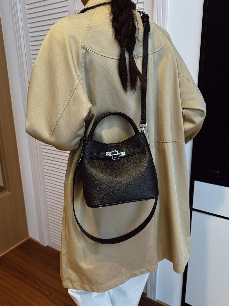 Women's Vintage Trendy Fashion High-grade Versatile Bucket Bag