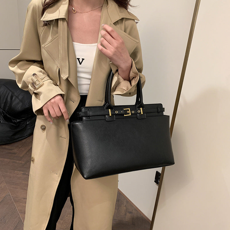 Retro Large Capacity Simple Fashion Commuter Tote Bags