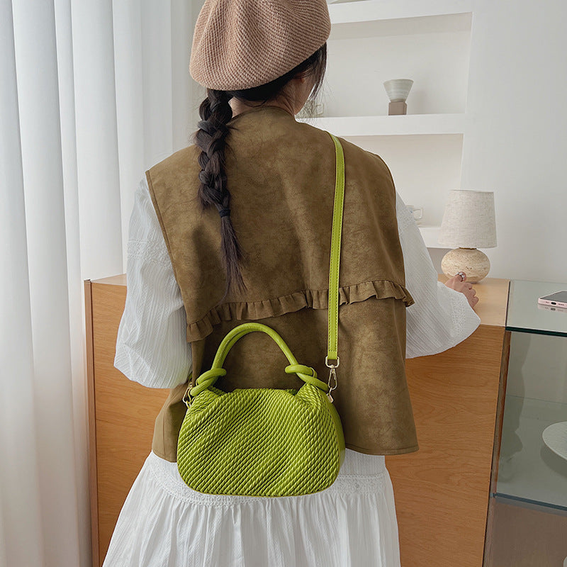 Women's Versatile Vegetable Basket Fashionable Niche Bucket Bag