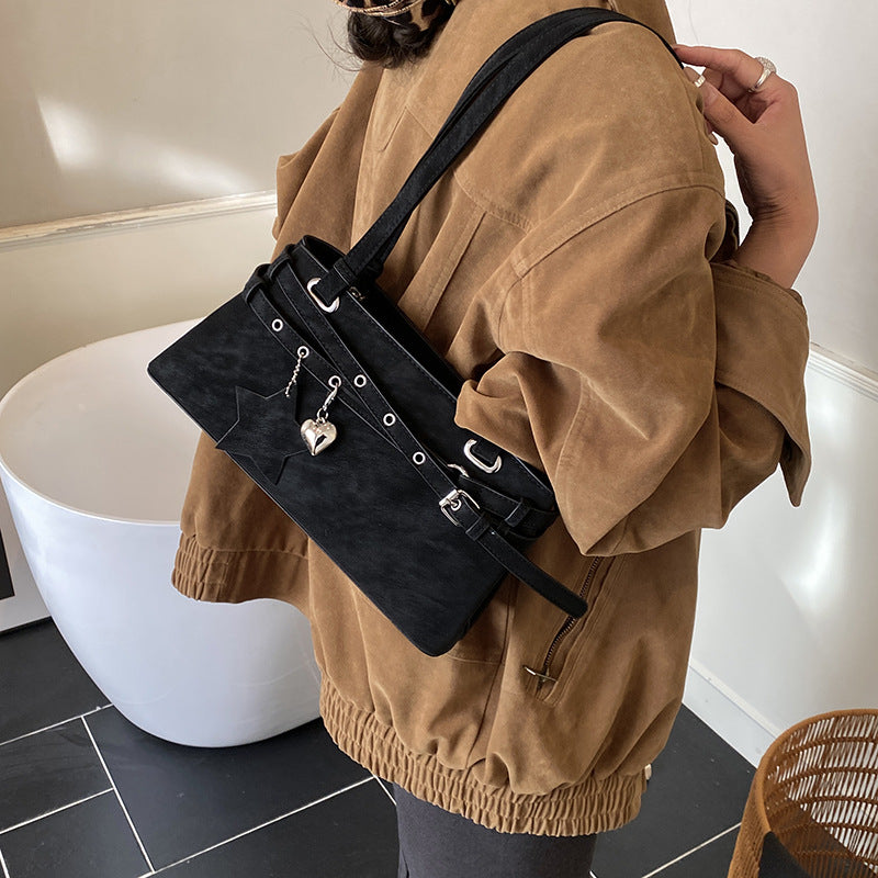 Women's Retro Large Capacity Commuter Winter Korean Underarm Bag