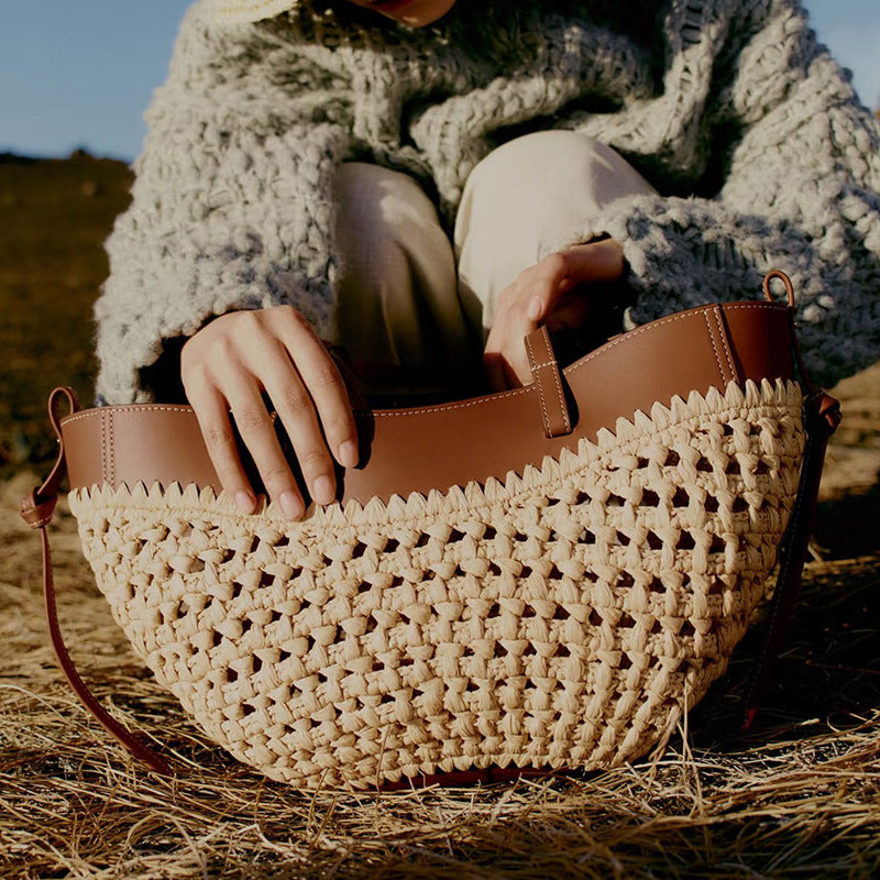 Women's Retro Artistic Fashion Large Capacity Straw Woven Tote Bags