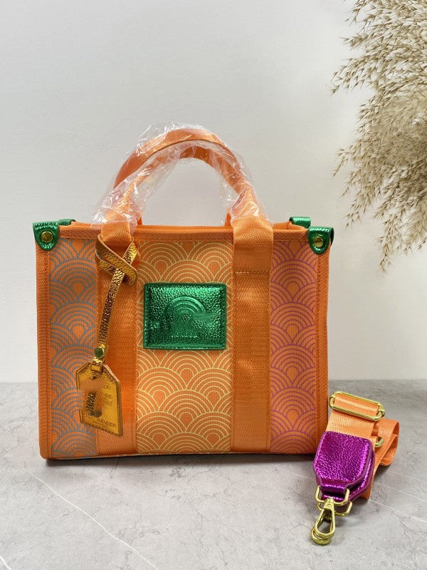 Women's Spring Color-matching High-grade Large Capacity Commuter Handbags