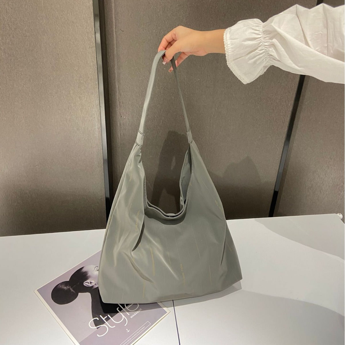 Women's Special Material Letter Simplicity Style Large Capacity Women's Shoulder Bag