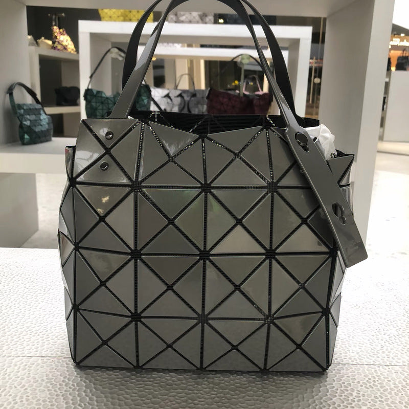 Women's March Hand Color Nail Diamond Box Geometric Rhombus Tote Bag