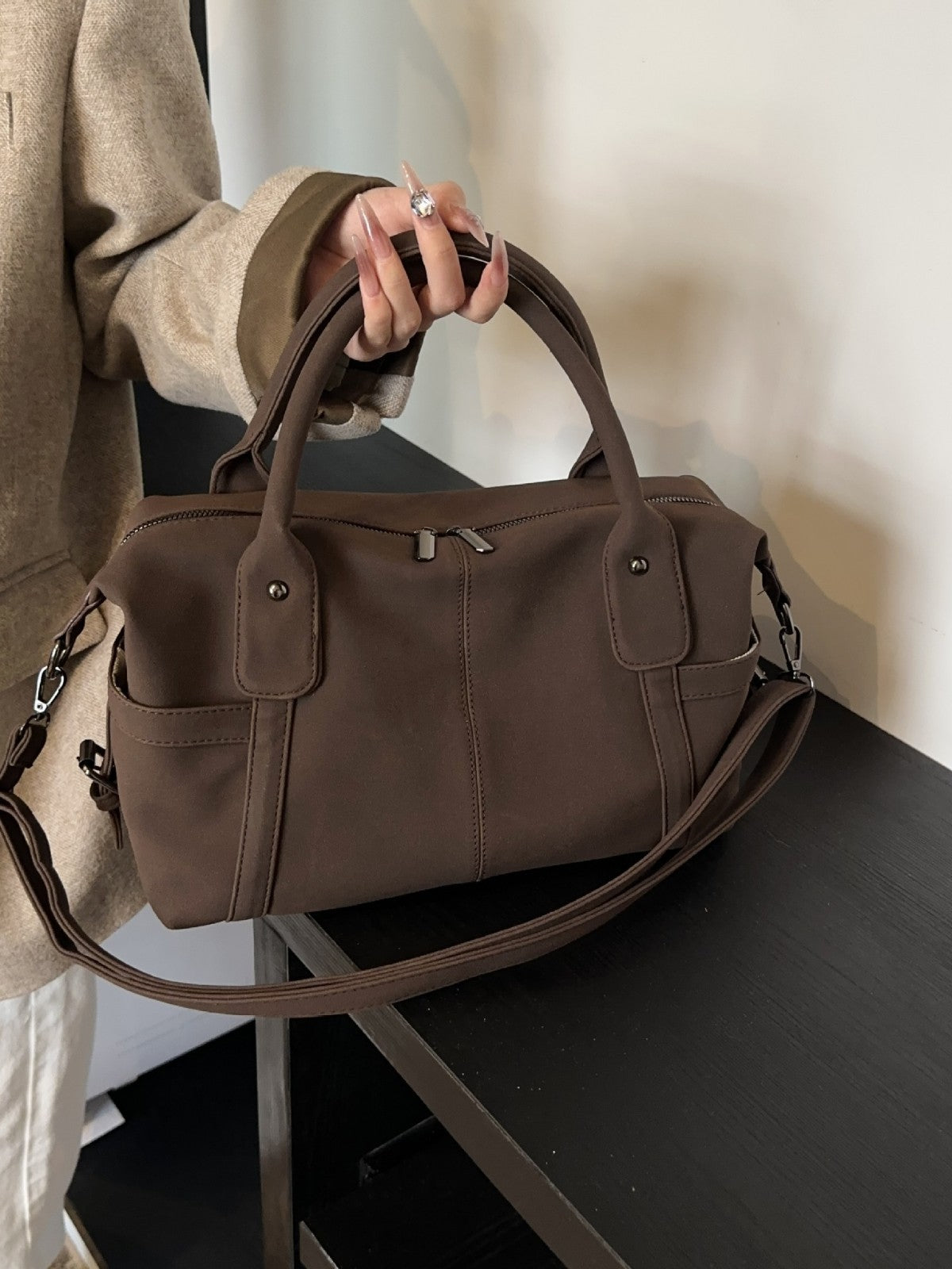 Women's Retro Winter Fashion Frosted Large Capacity Women's Messenger Bag