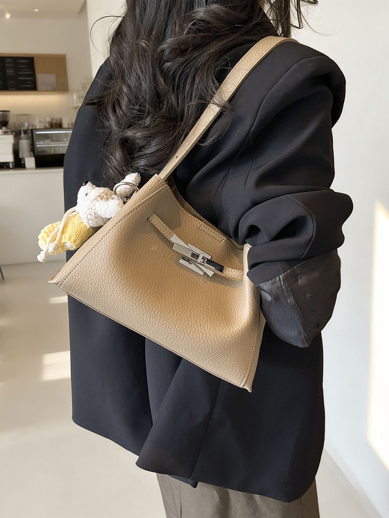 Women's High-grade Super Nice Simple Underarm Bags