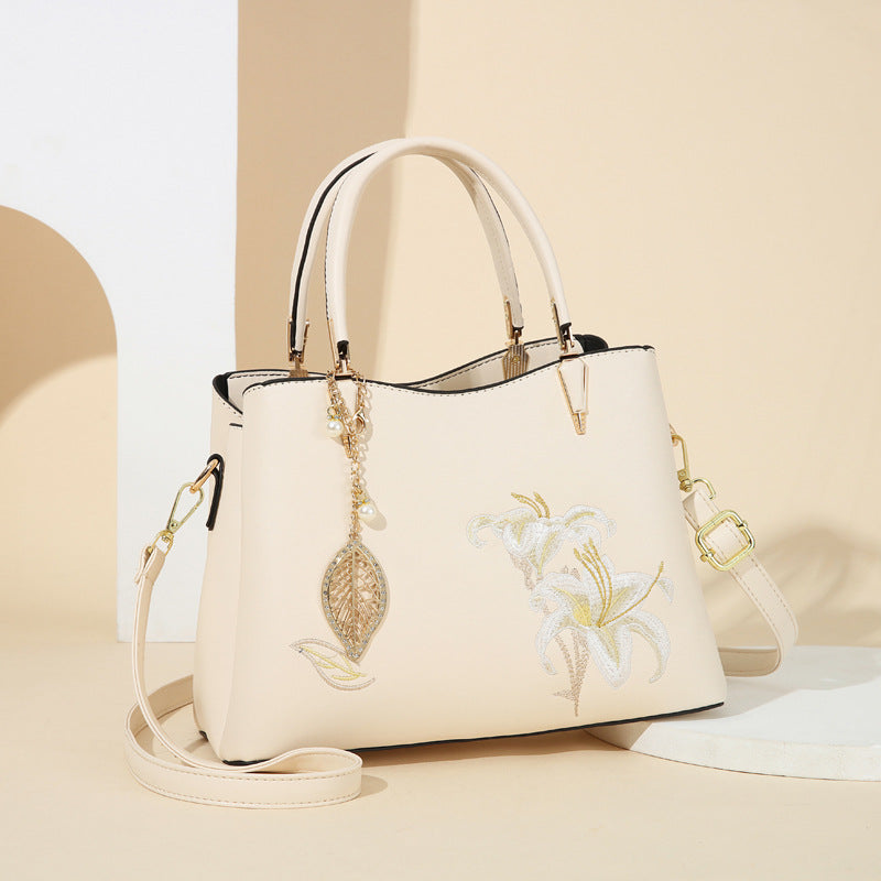Women's Day Light Luxury National Style Embroidered Handbags