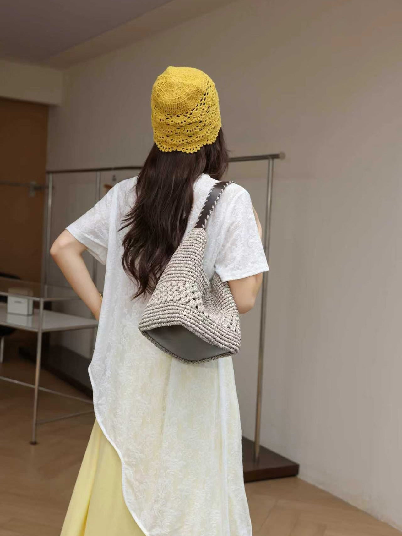 Women's Raffia Woven Underarm Leather Seaside Vacation Tote Bag