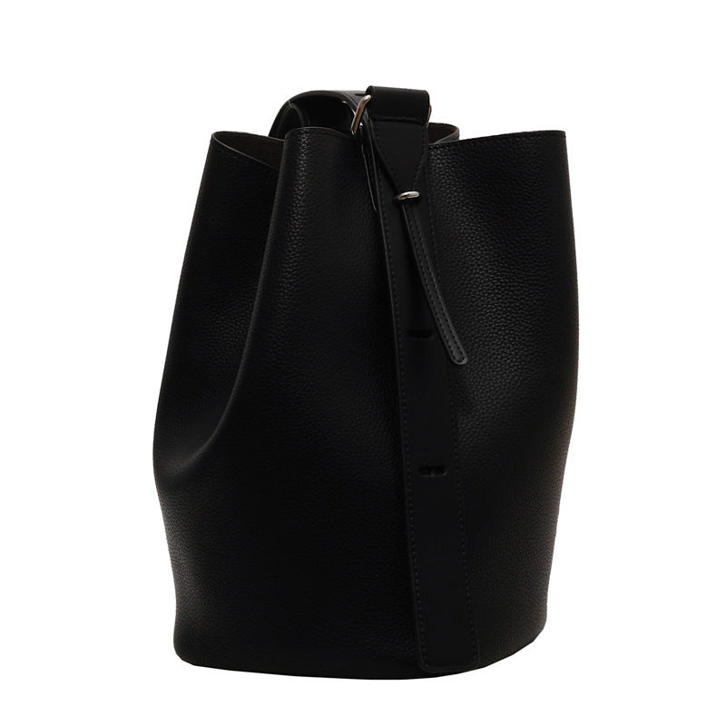 Women's Large Capacity Fashion Minority Design Bucket Bag