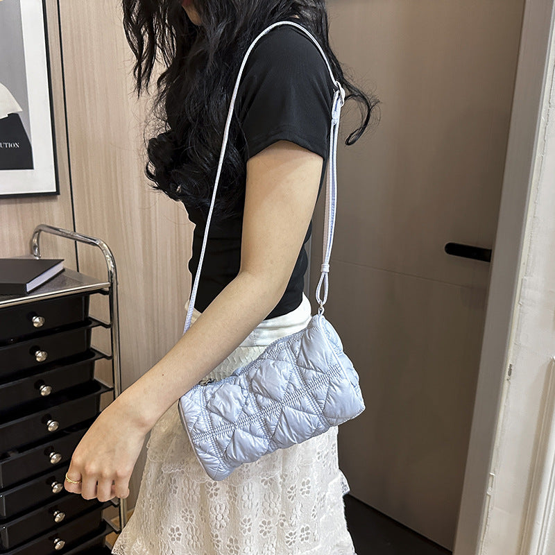 Women's Pillow Round Rhombus Pleated Bale Of Women's Shoulder Bag