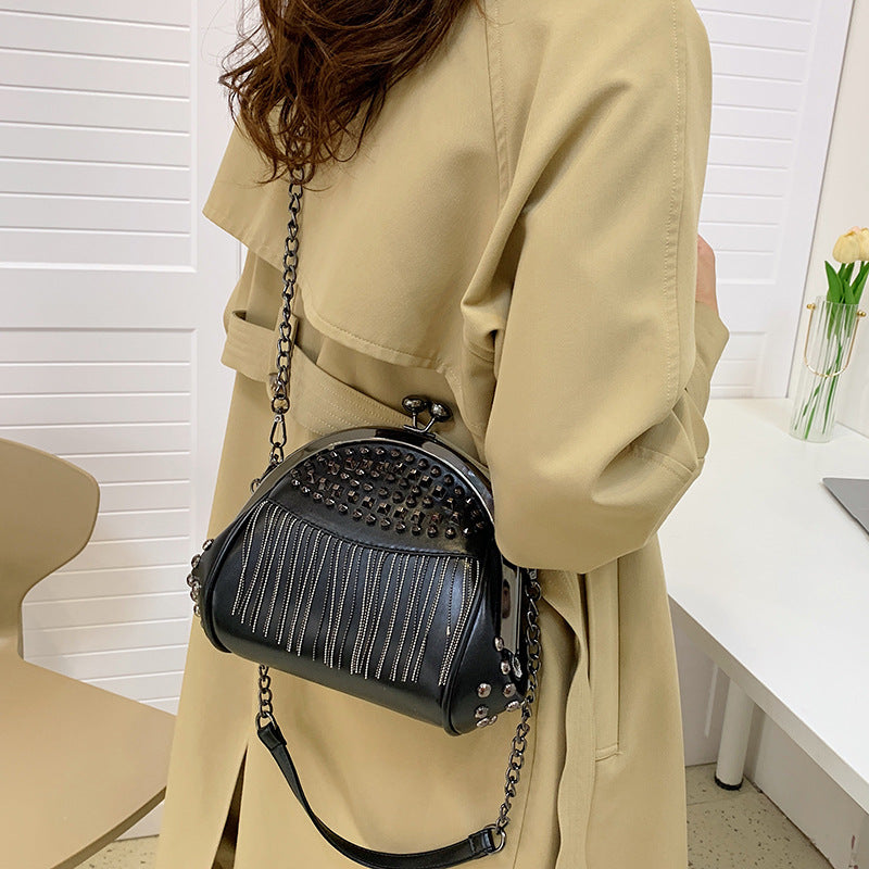 Women's Fashion Rivet Tassel Chain Versatile Portable Clip Bags