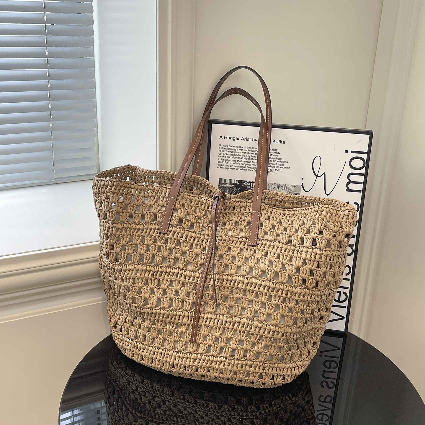 Hollow Woven Hand Carrying Straw Female Seaside Vacation Tote Bag