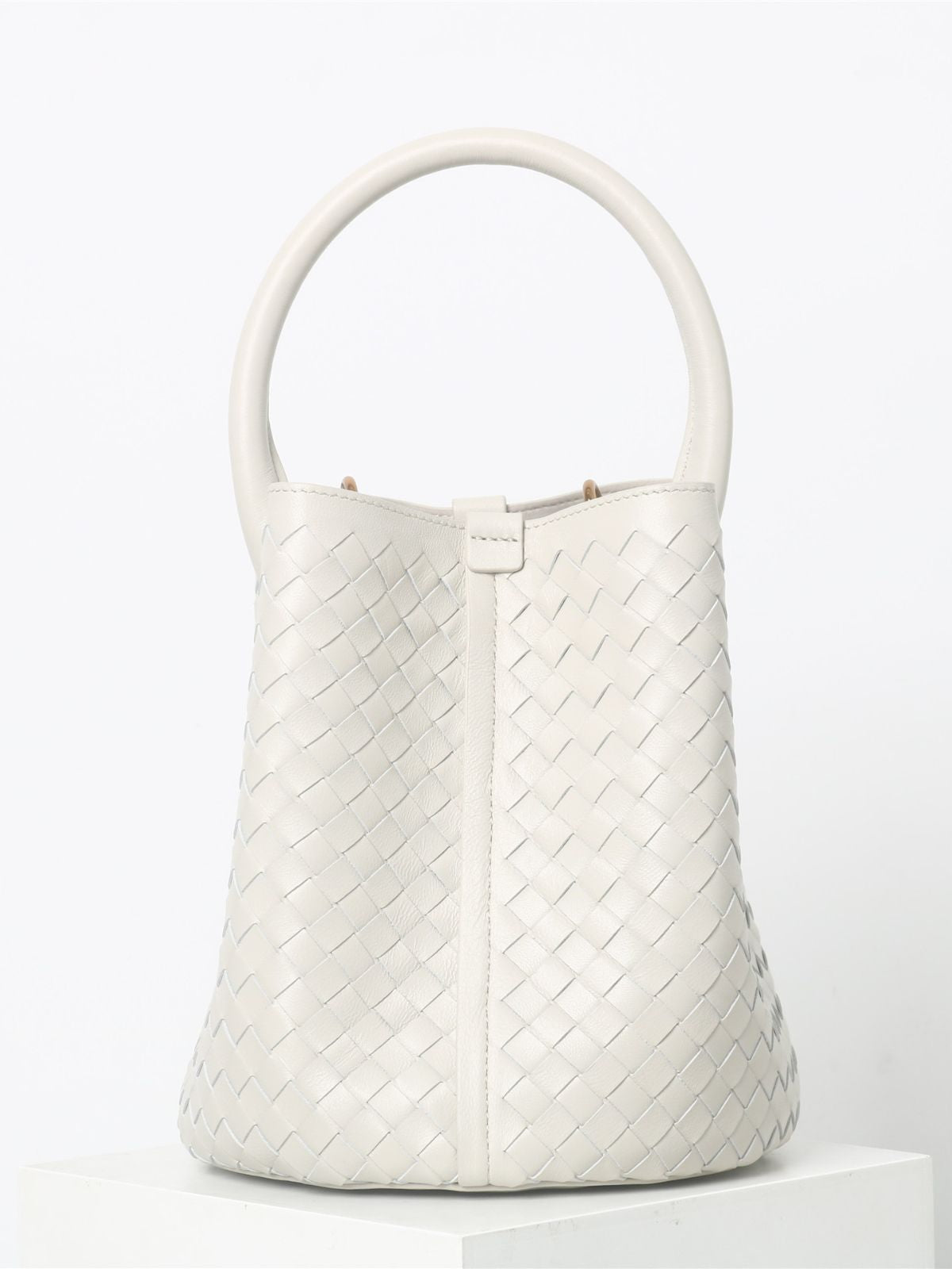 Women's Fashion High-grade Sheepskin Woven Large Capacity Women's Shoulder Bag