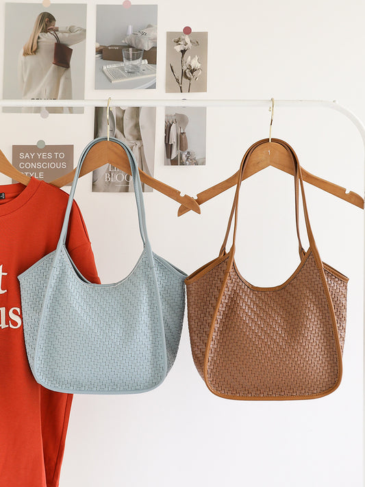 Women's Leather Weaving Underarm Minority Fashion Commuter Portable Women's Shoulder Bag