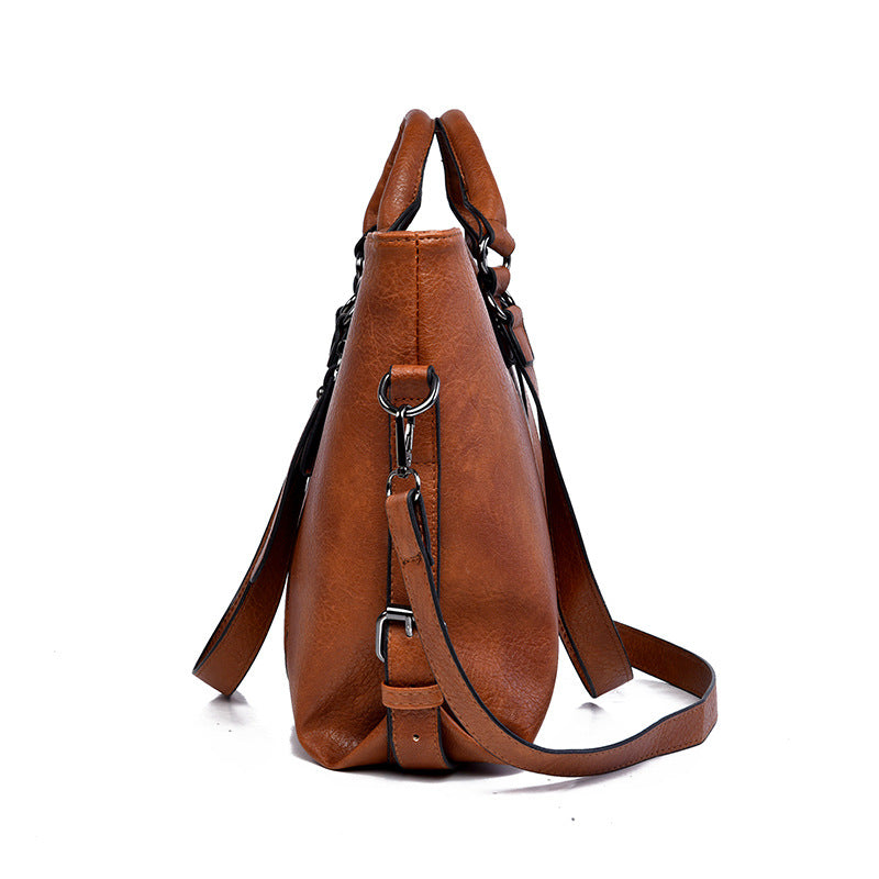 Women's Large Capacity Retro Simple Popular Shoulder Bags