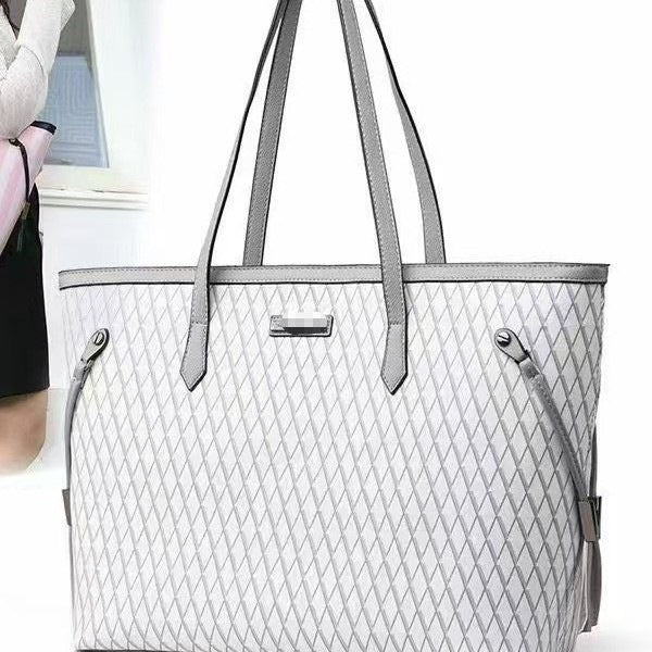 Lightweight Fashion Striped Large Capacity Commuter Bags