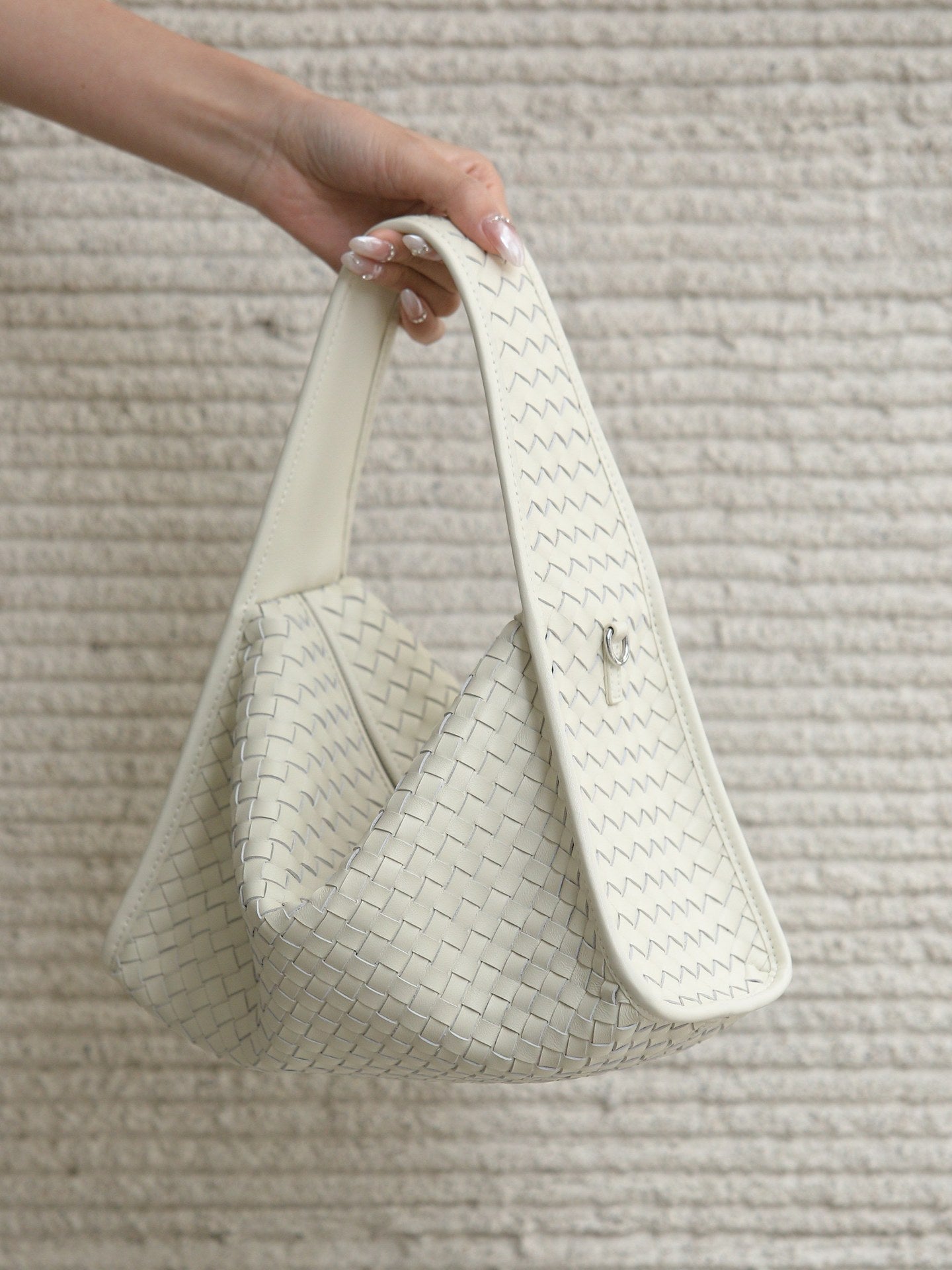 Early Spring Sheepskin Triangle French Texture Loose Woven Genuine Leather Women's Handbag
