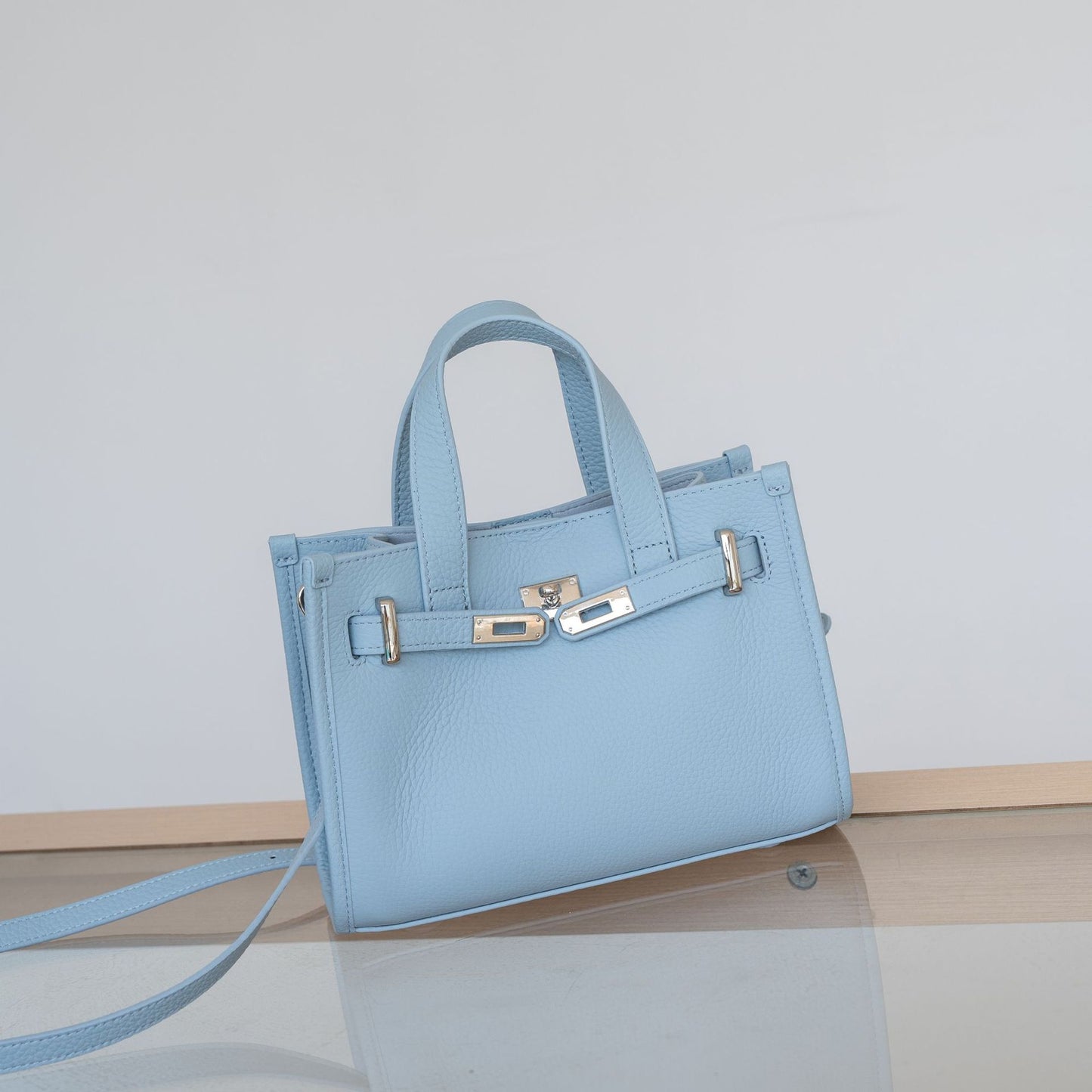 Women's Advanced Texture First Layer Cowhide Lychee Bags