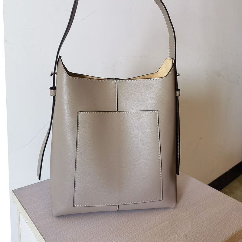 Classy Pretty Elegant Women's Big Leather Women's Shoulder Bag