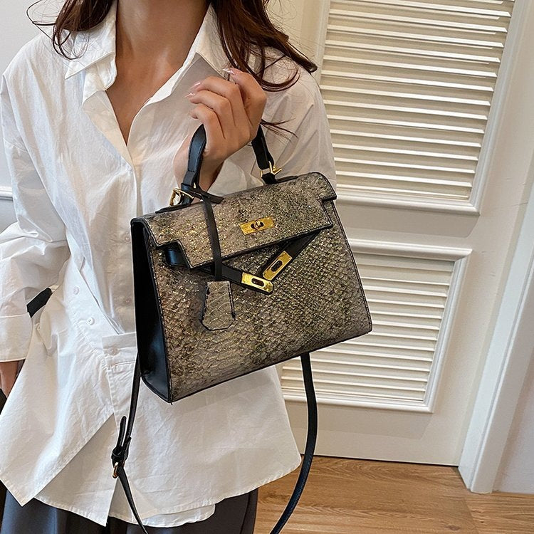 Women's Classic Fashion Kelly Snake Pattern African Women's Shoulder Bag