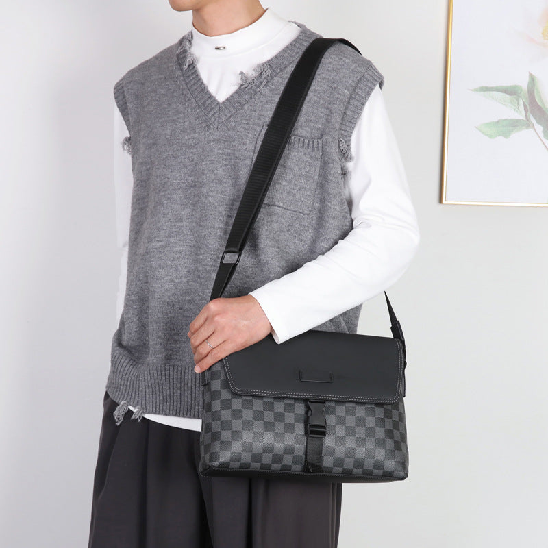 Men's Horizontal Large Capacity Flip Plaid Business Shoulder Bags