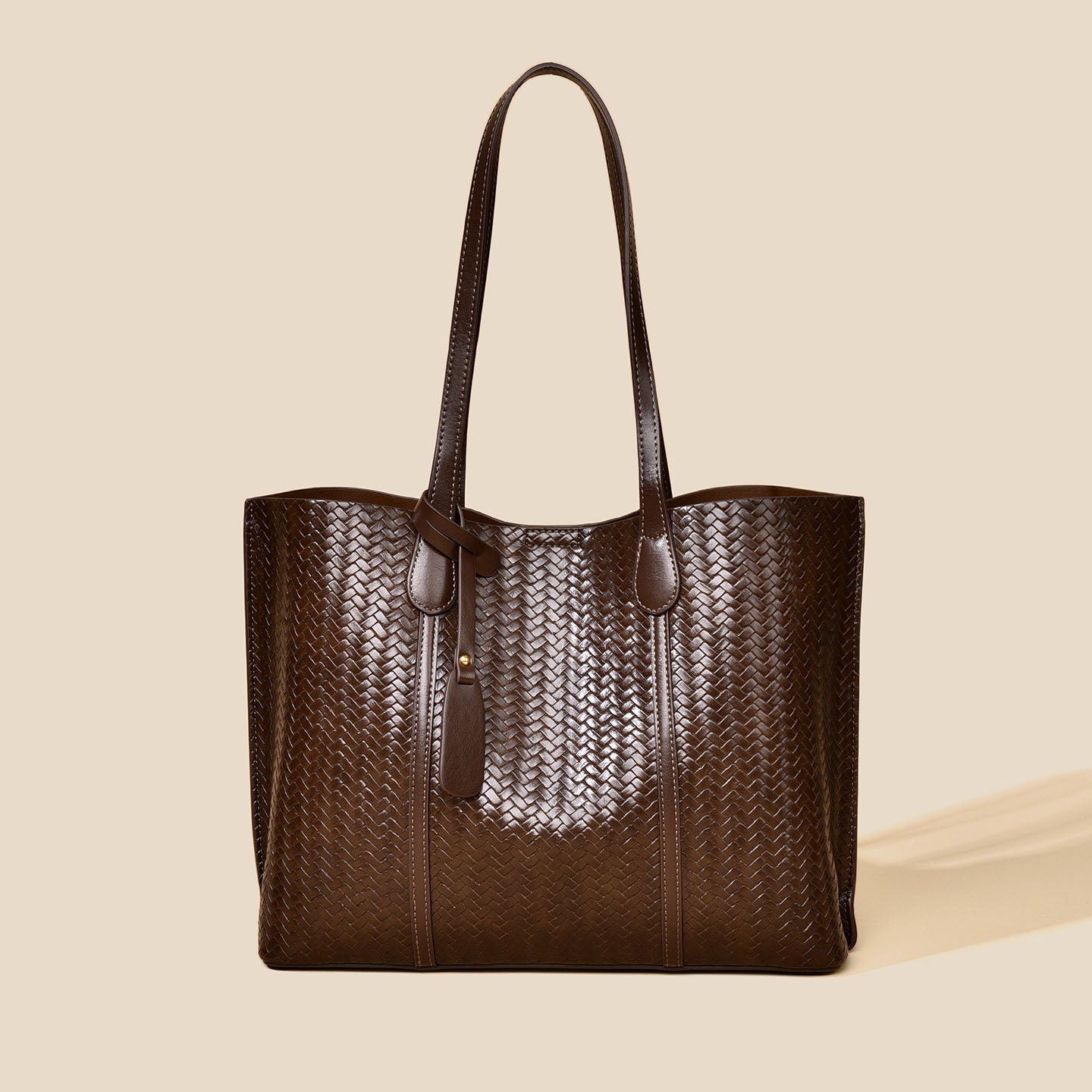 Women's Spring Fashionable High-grade Woven Pattern Large Capacity Commute Tote Bags