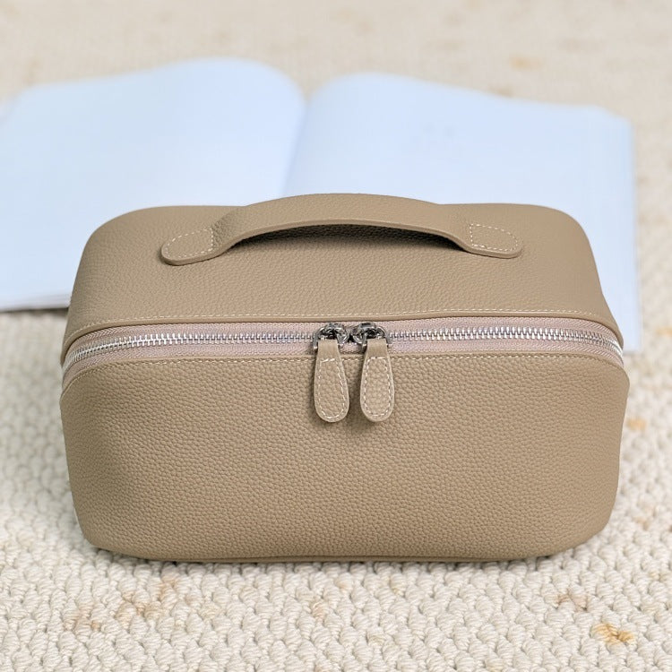 Simple High-grade First Layer Cowhide Texture Leather Portable Toiletry Large Cosmetic Bags