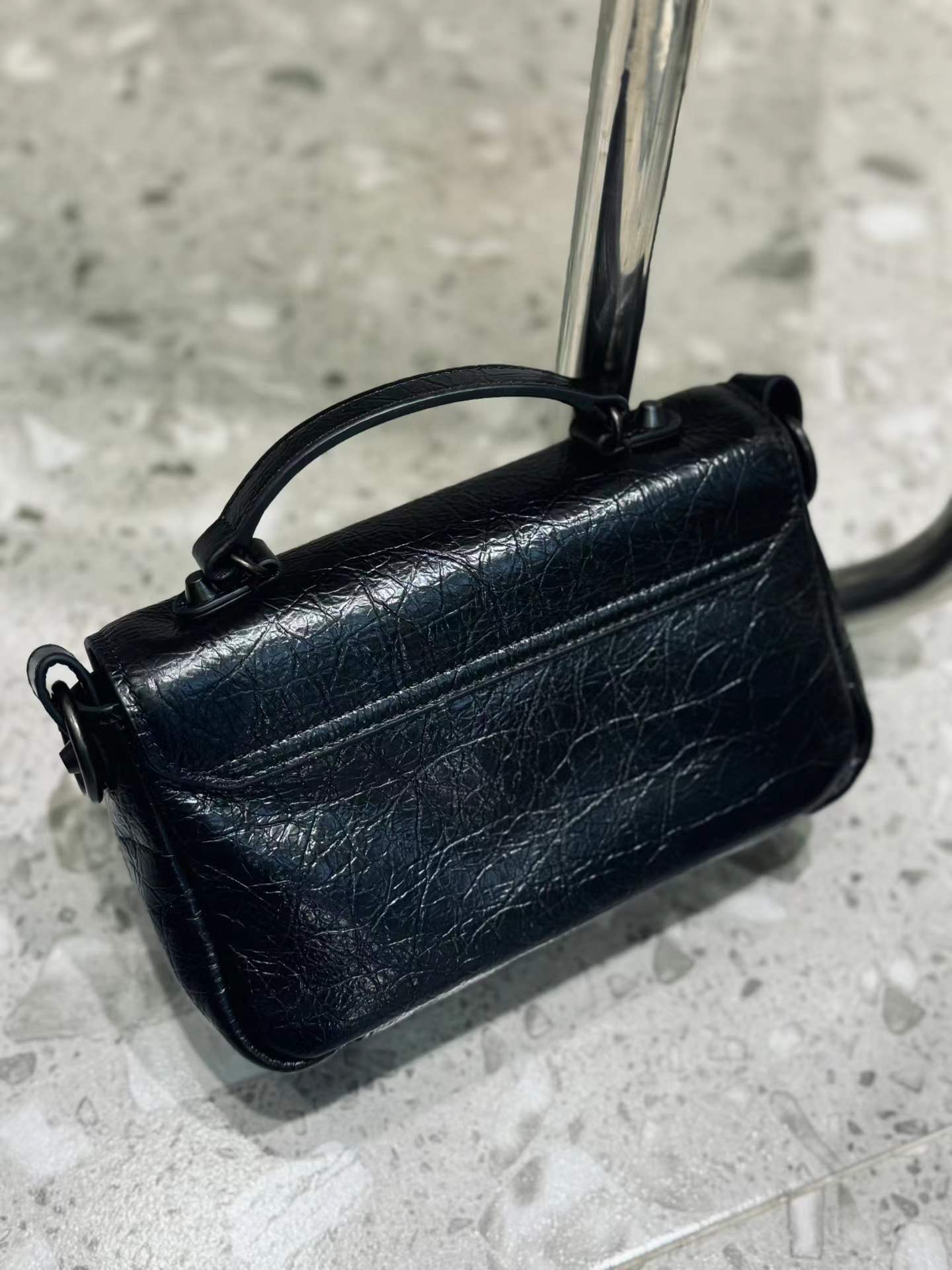Women's First Layer Oil Wax Cowhide Studded Pouch Women's Messenger Bag