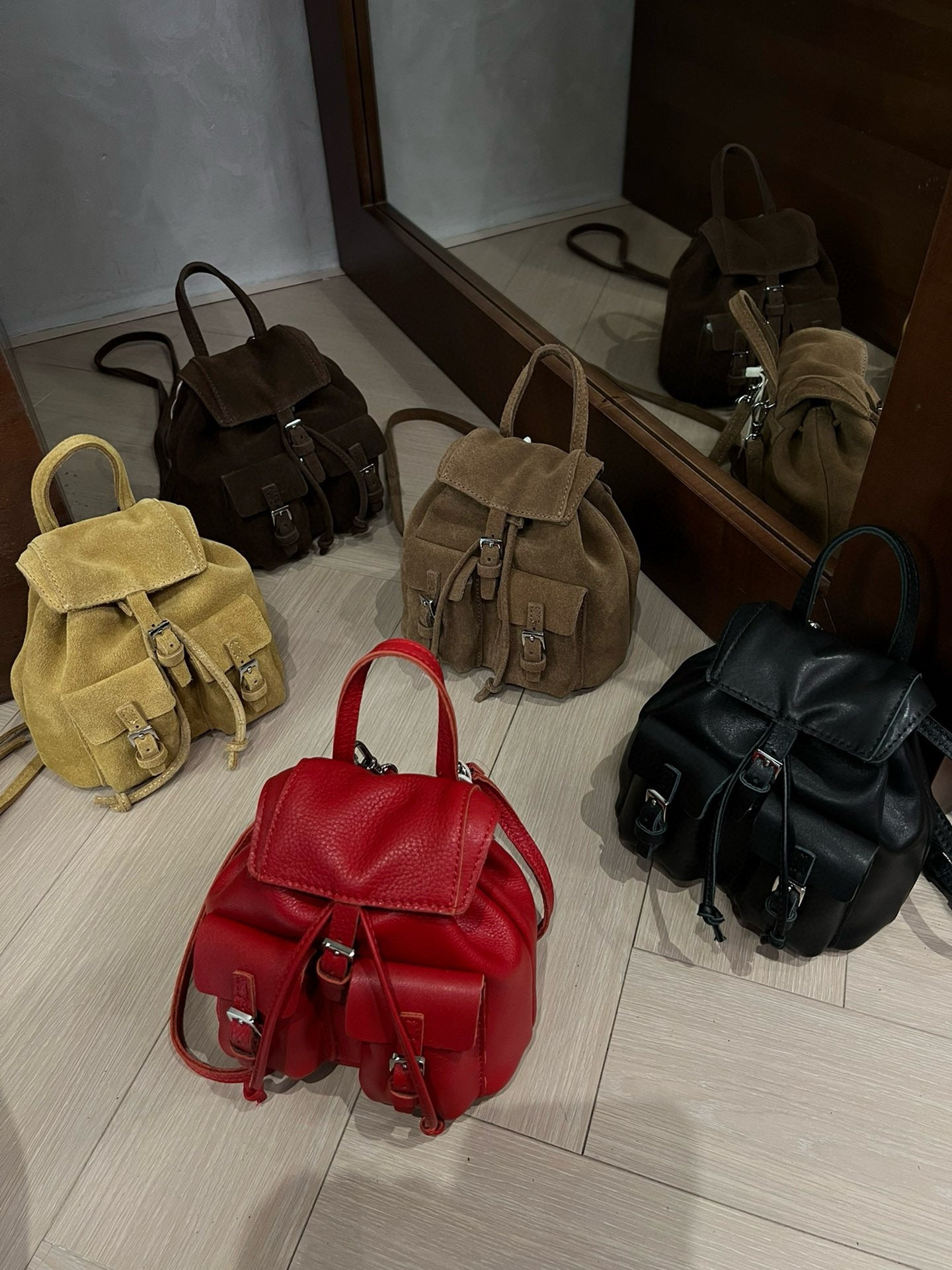 Layer Cowhide Design Fashion Commuter Mini Women's Backpack